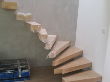 Schody drewniane-schody półkowe 4